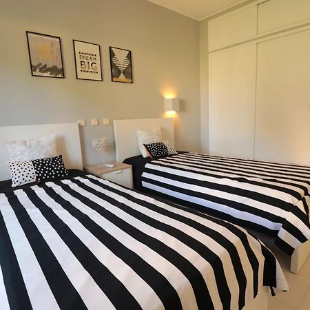 Lovelystay - Cozy 1Br Flat In Alvor With Ac And Balcony Bagian luar foto
