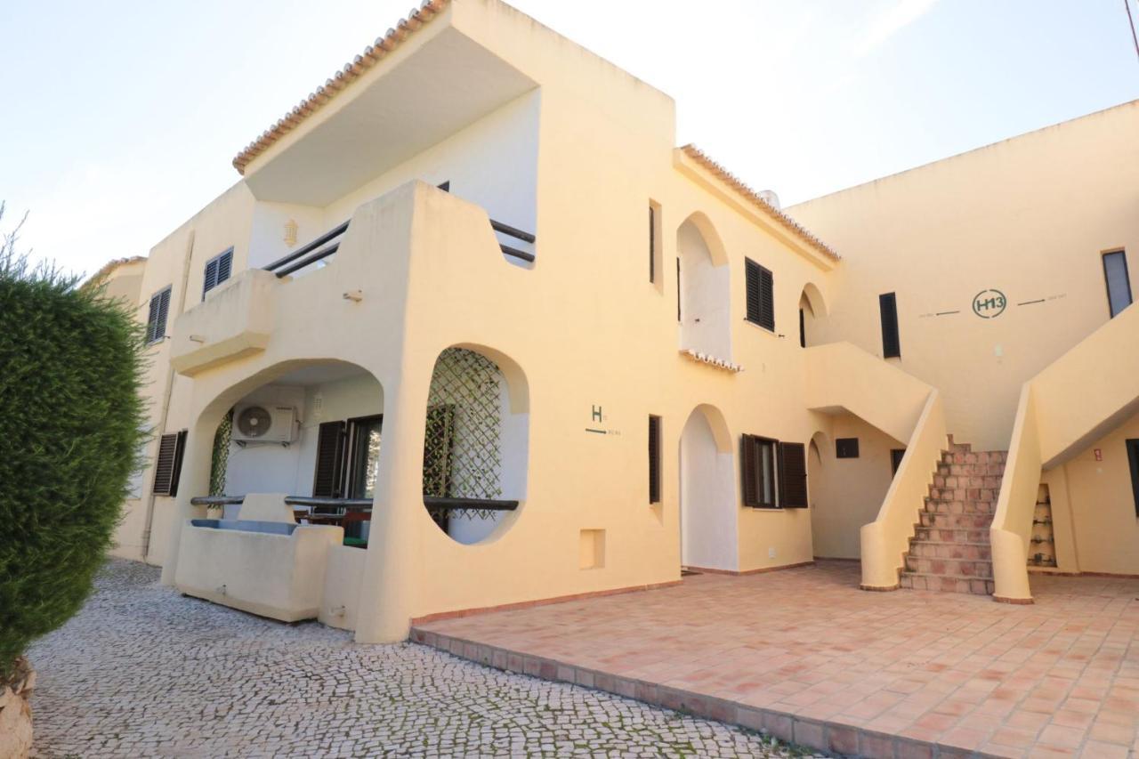 Lovelystay - Cozy 1Br Flat In Alvor With Ac And Balcony Bagian luar foto