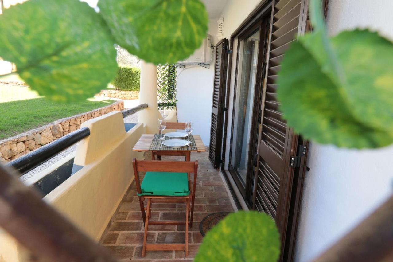 Lovelystay - Cozy 1Br Flat In Alvor With Ac And Balcony Bagian luar foto
