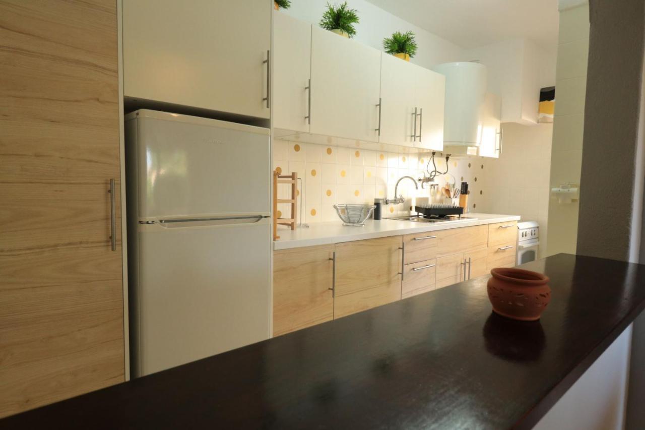 Lovelystay - Cozy 1Br Flat In Alvor With Ac And Balcony Bagian luar foto